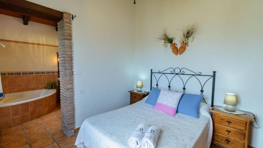 Casa Rural El Guindo Malaga Exterior photo
