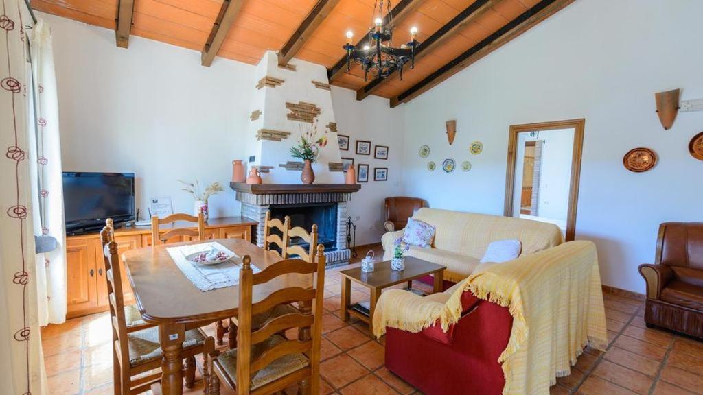 Casa Rural El Guindo Malaga Exterior photo